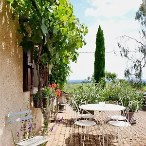 domaine-des-marrans.hotels-rhonealpes.com/